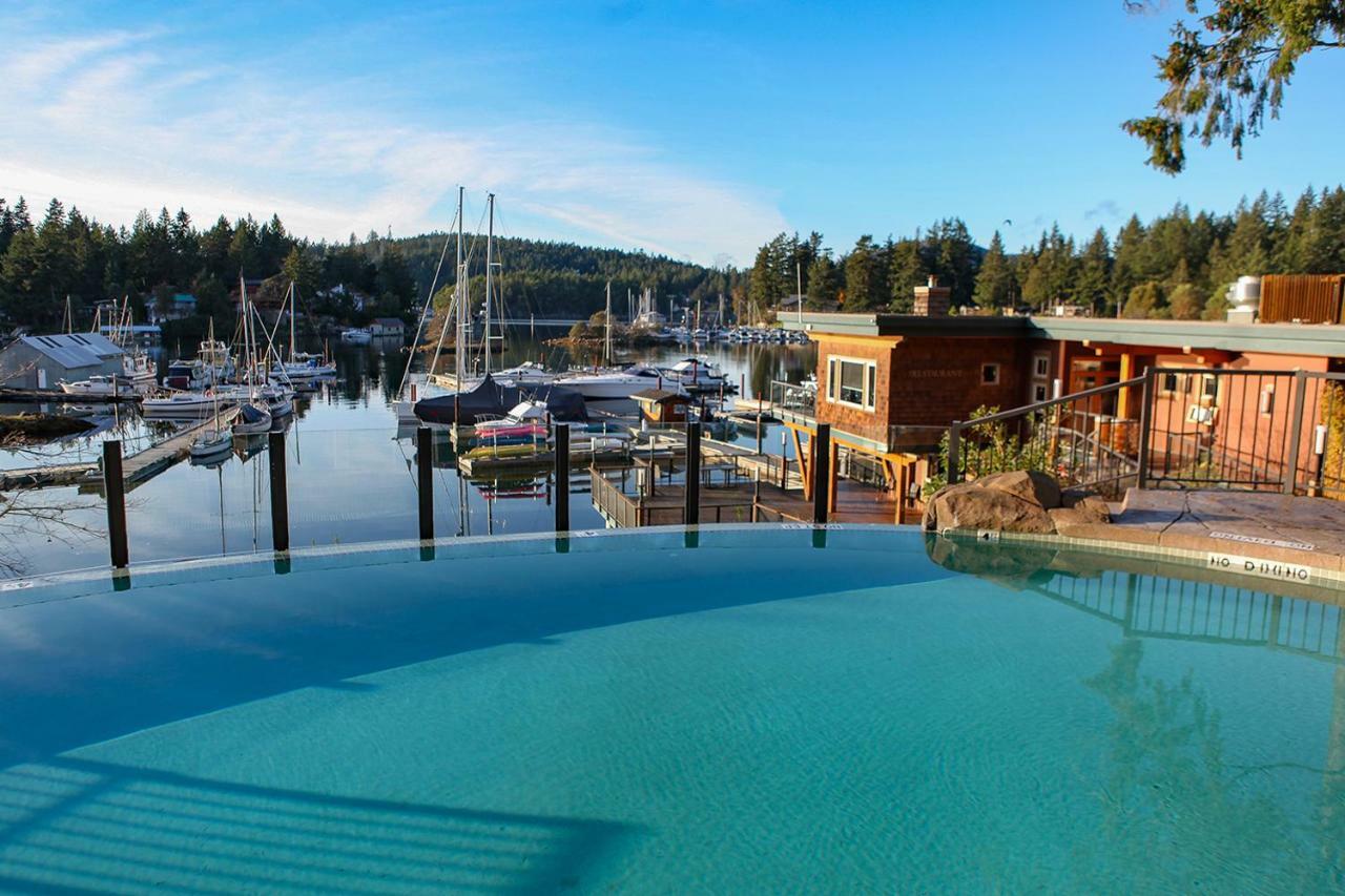 Madeira Park Painted Boat Resort Spa And Marina מראה חיצוני תמונה